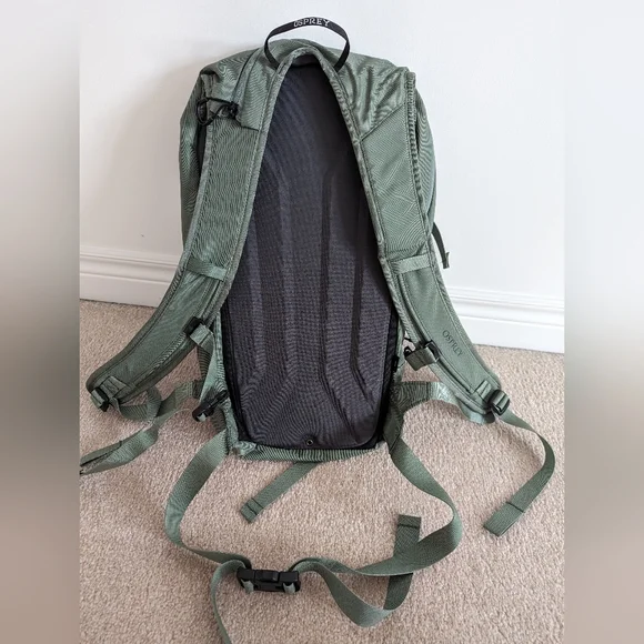 OSPREY GLADE12 **NEW** - Picture 3 of 12